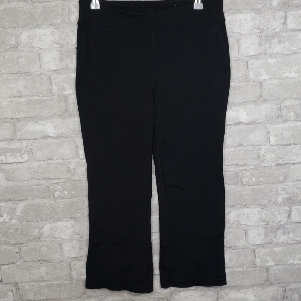 ALO Split Back Cropped‎ Leggings